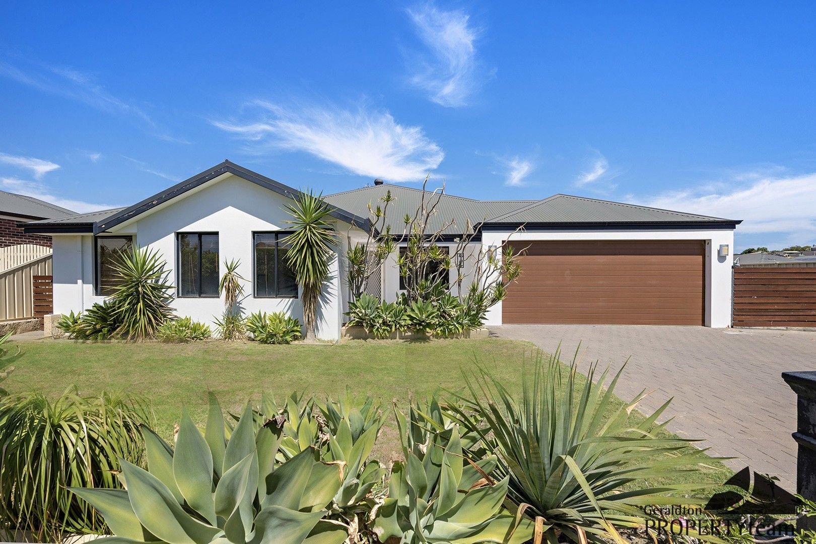 12 Reef Boulevard, Drummond Cove WA 6532