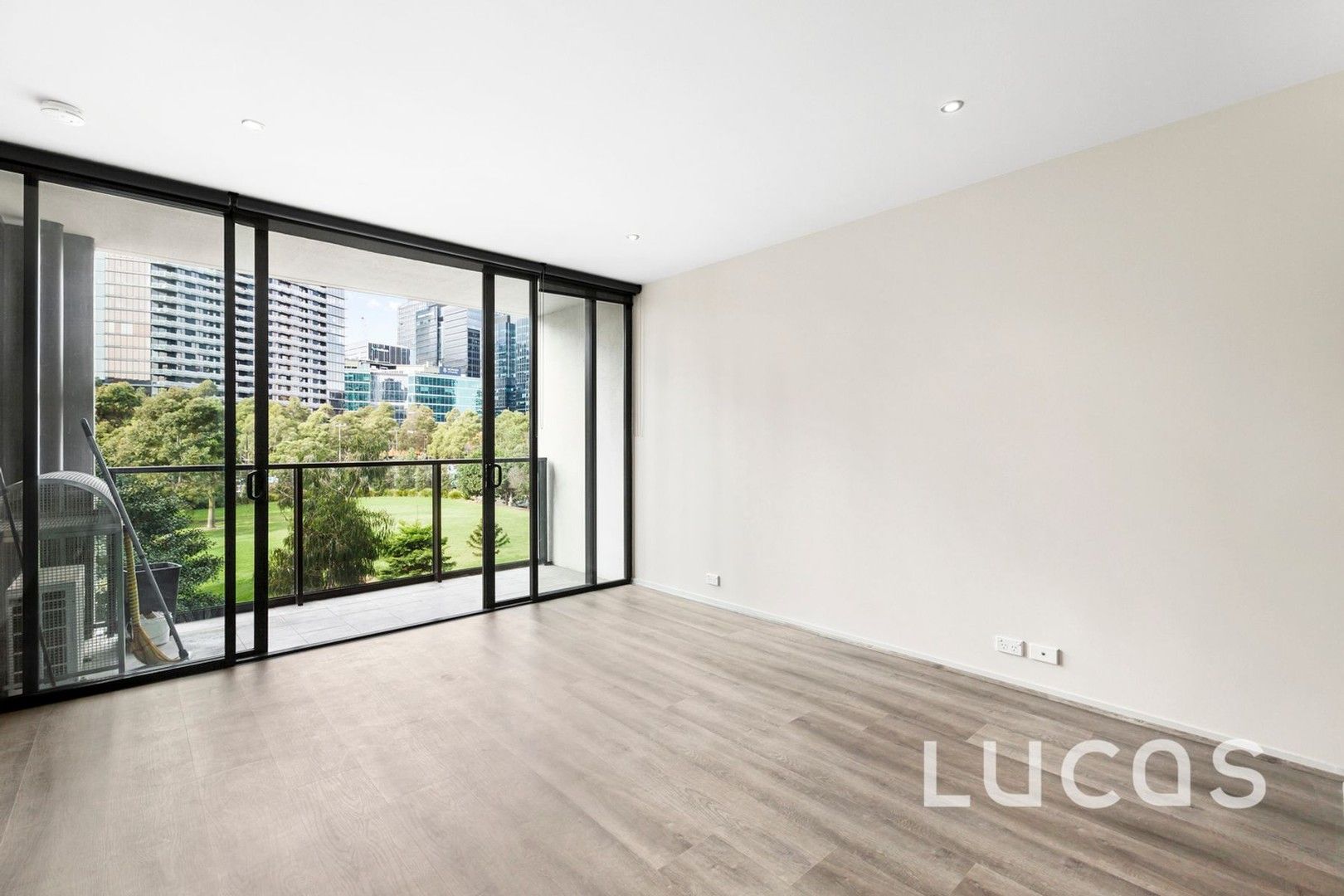 2 bedrooms Apartment / Unit / Flat in 37/801 Bourke St DOCKLANDS VIC, 3008