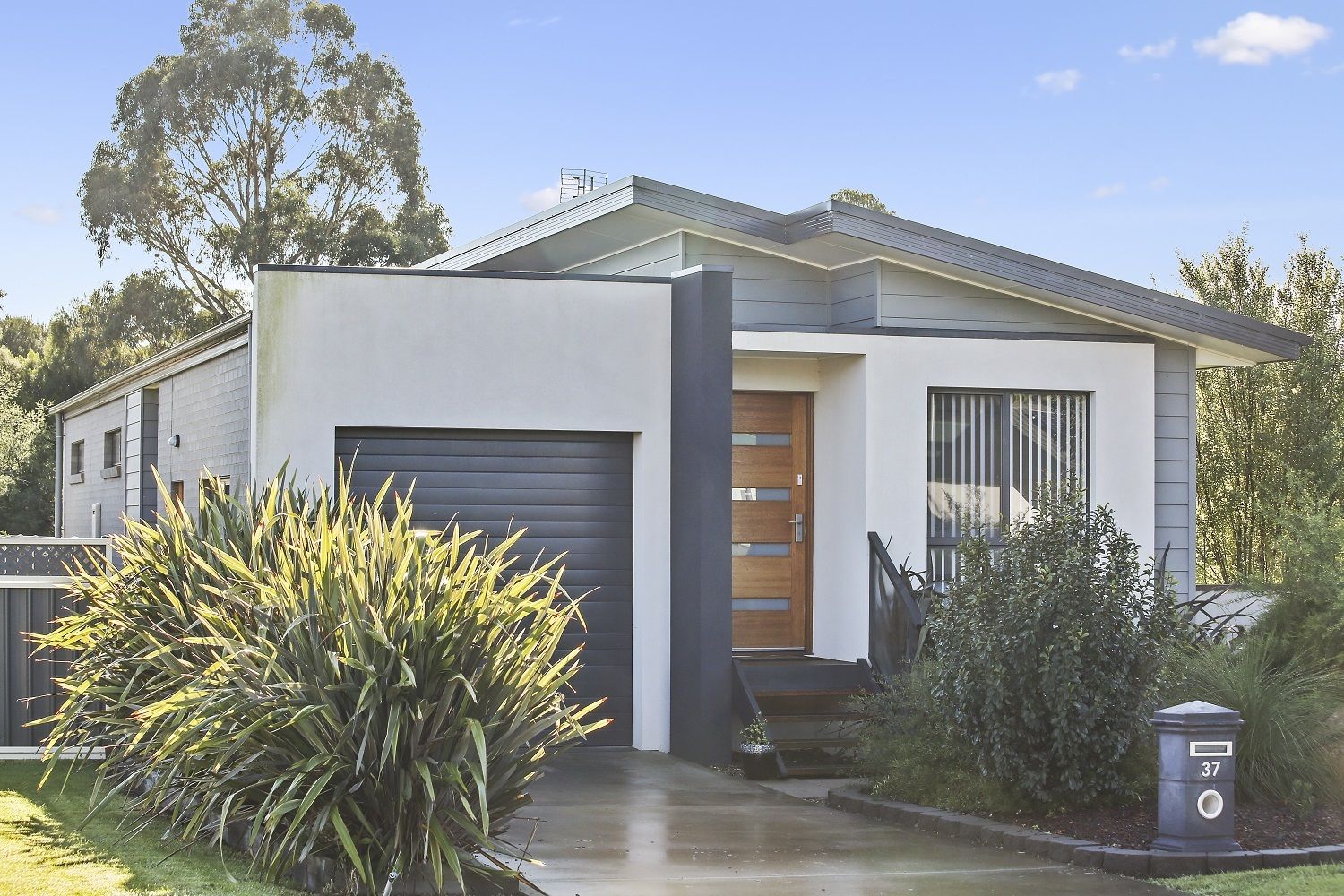 37 Lakeside Dr, Eden NSW 2551, Image 0