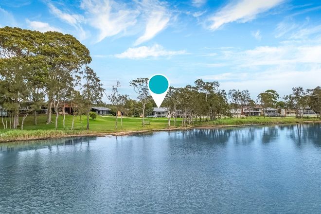 Picture of 484 Tuggerawong Road, TUGGERAWONG NSW 2259