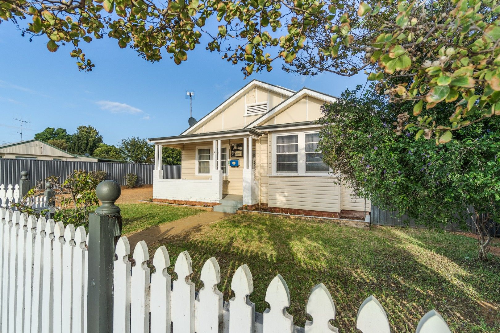 2 bedrooms House in 41 Palmer Street DUBBO NSW, 2830