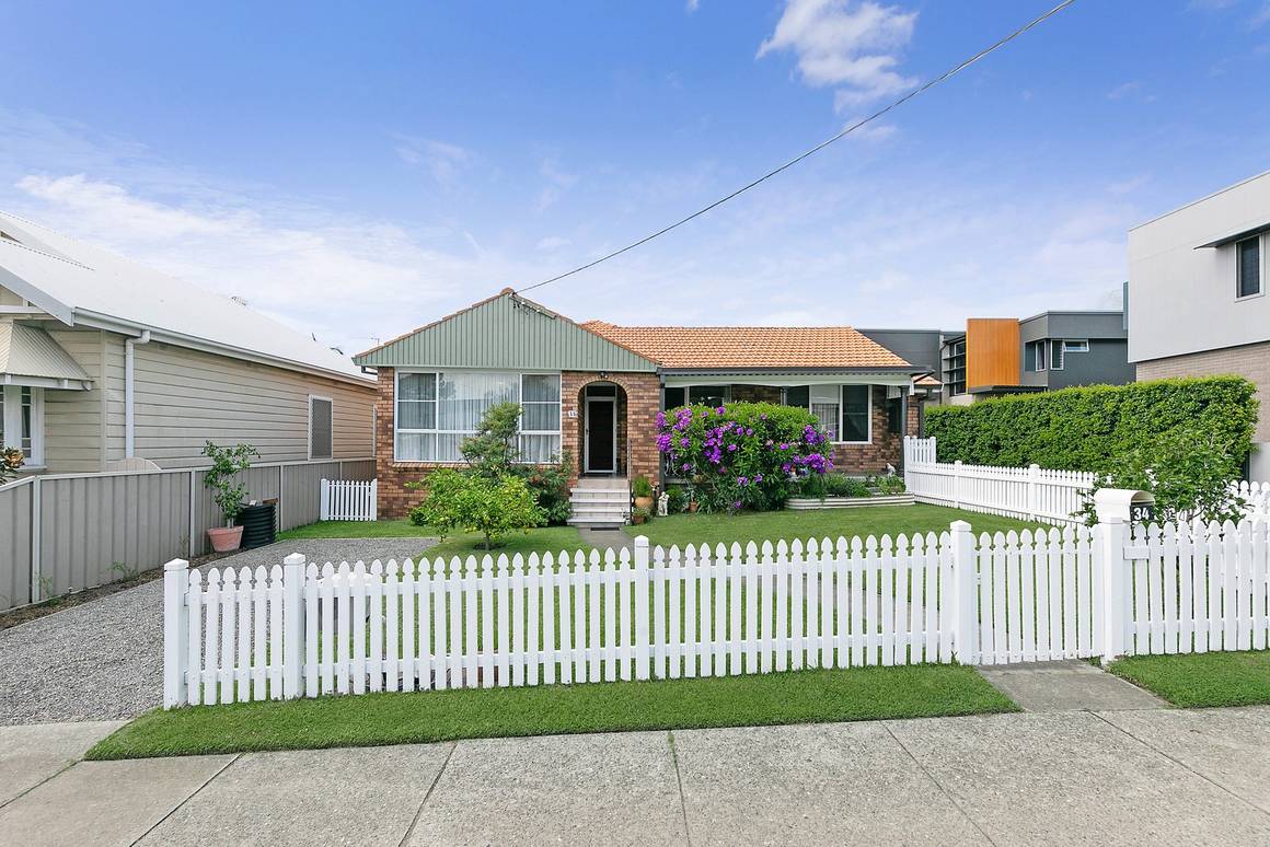 Picture of 34 Hall Street, MEREWETHER NSW 2291
