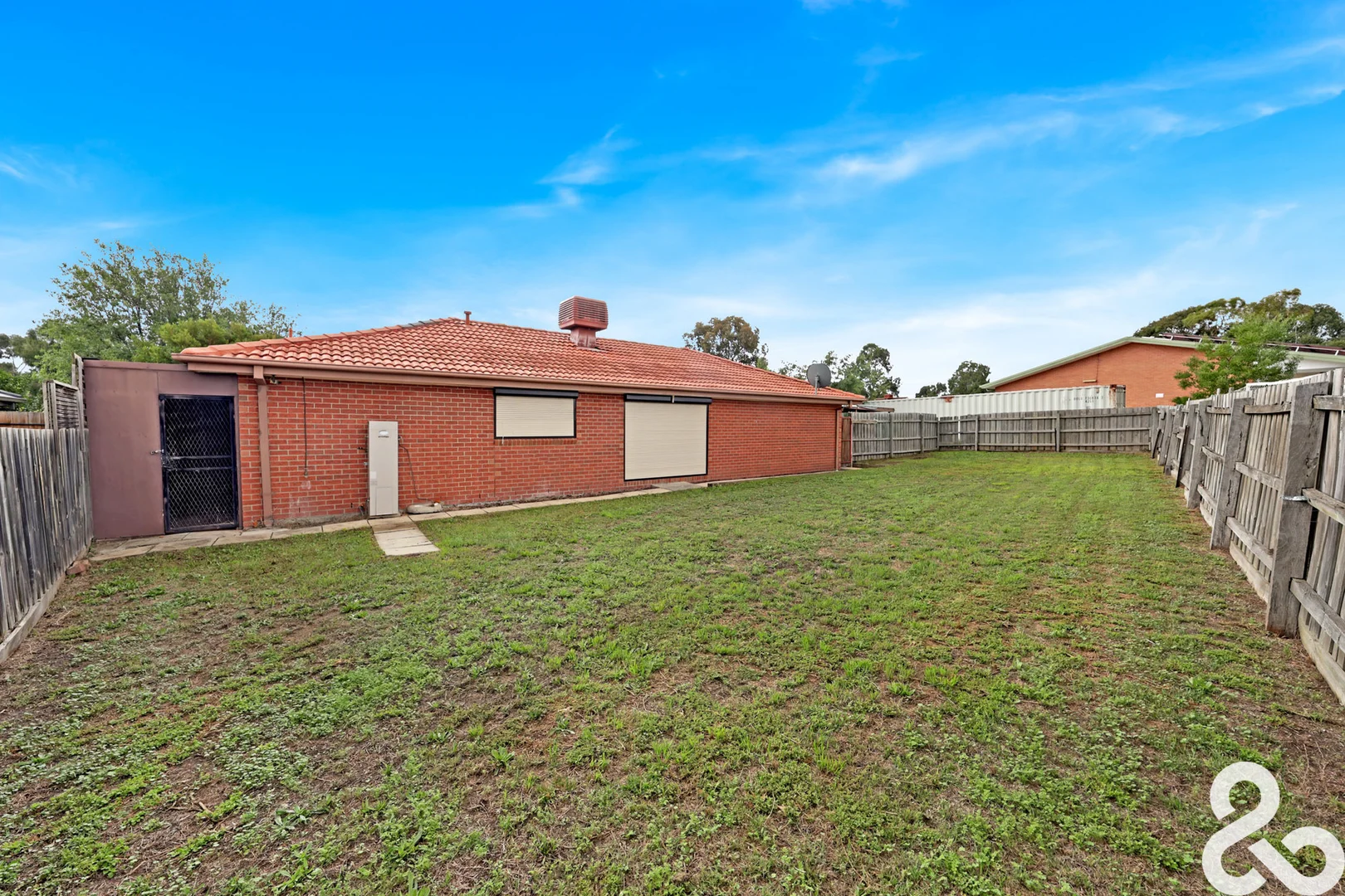 Additional image 10 of 20 Crampton Crescent, Mill Park VIC 3082