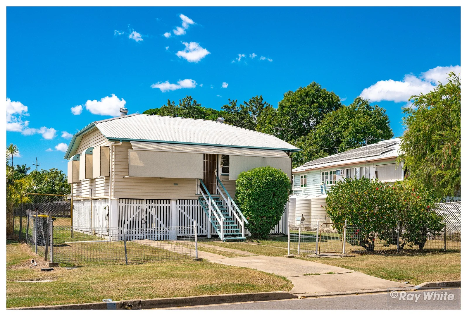 124 Haynes Street, Kawana QLD 4701