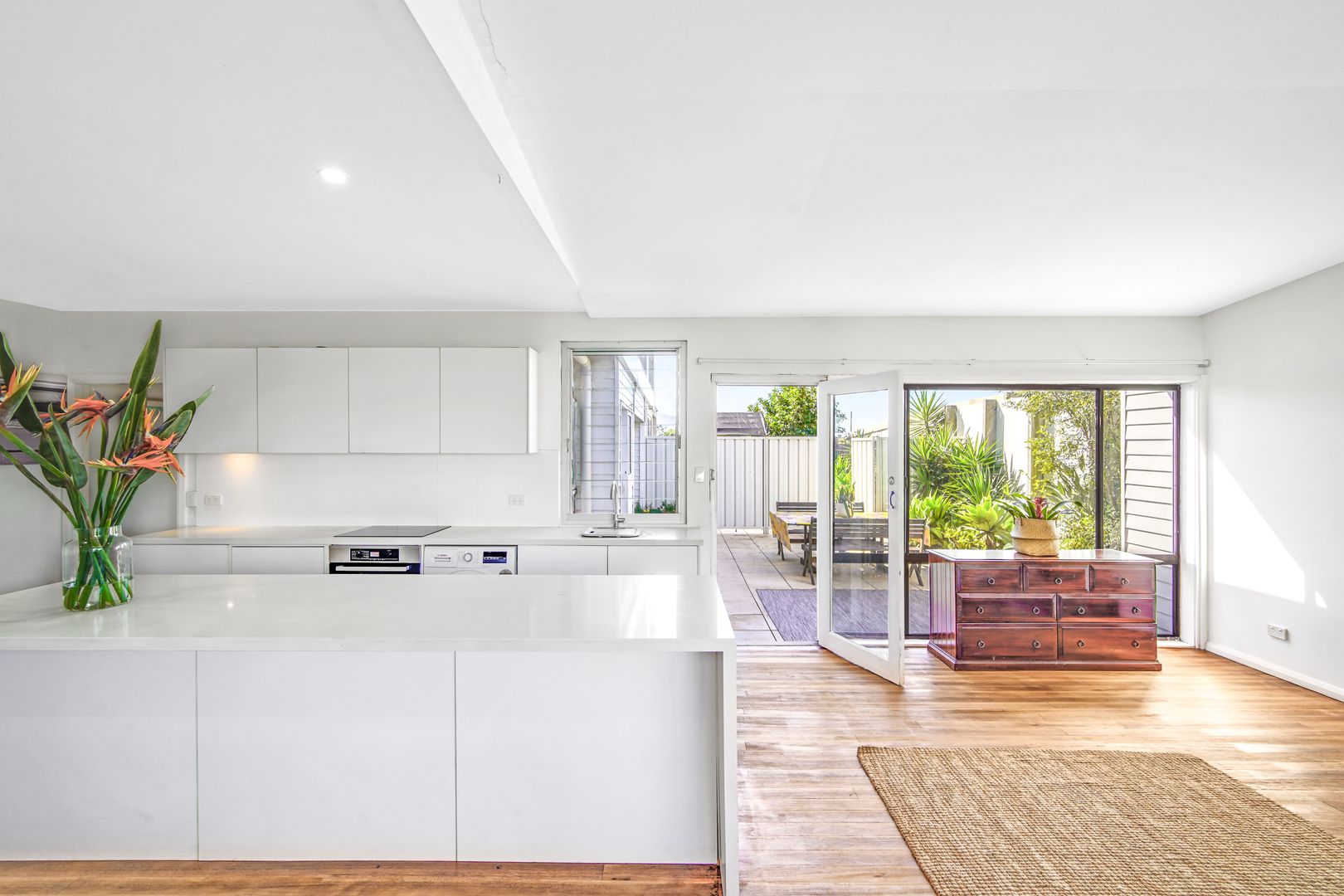 3 bedrooms Apartment / Unit / Flat in 6a Kareela Road WOONONA NSW, 2517