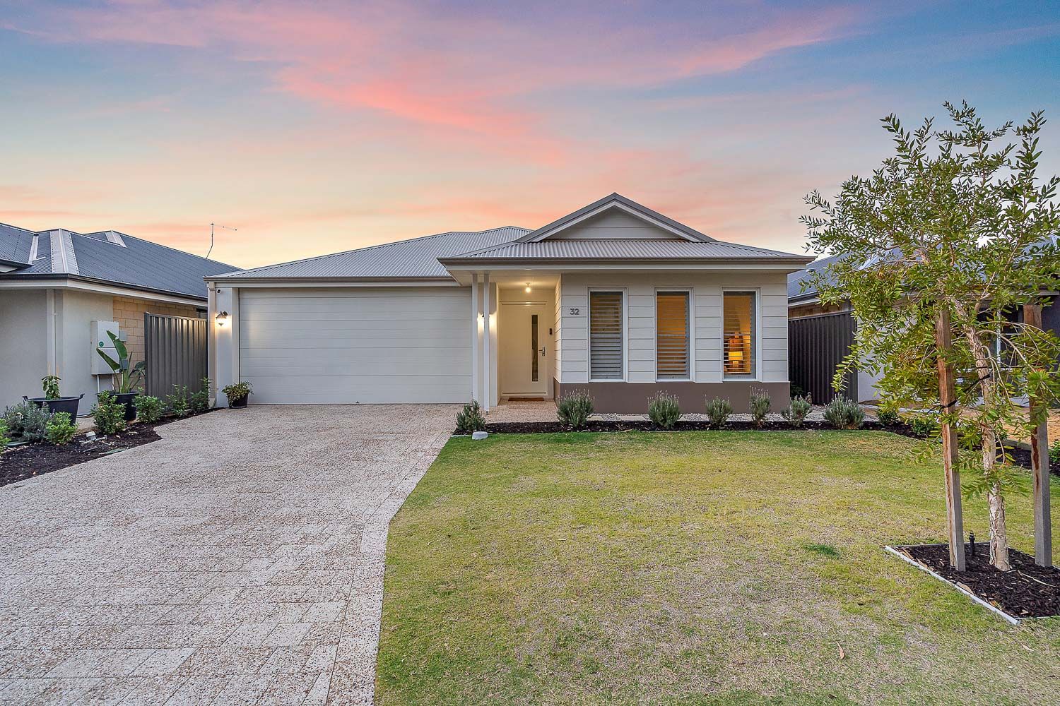 32 Pappinbarra Road, Lakelands WA 6180, Image 1