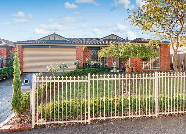 8 Nerrena Rise, Cranbourne West VIC 3977