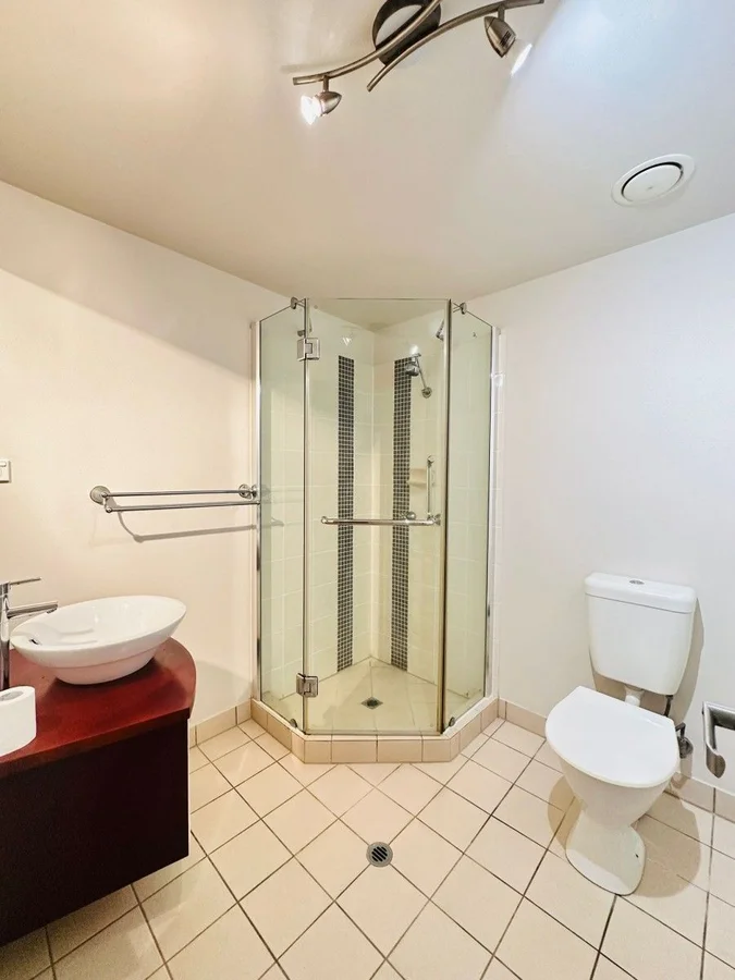 Additional image 11 of ID:21173546/29-33 Springfield Crescent, Manoora QLD 4870