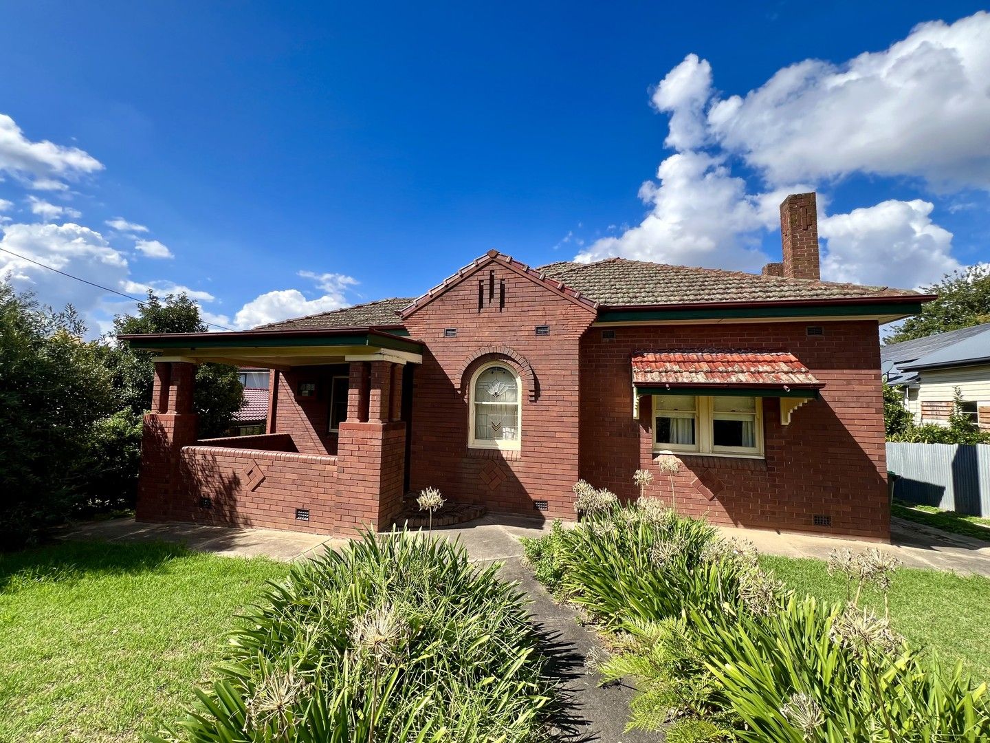 8 Campbell Street, Young NSW 2594, Image 0