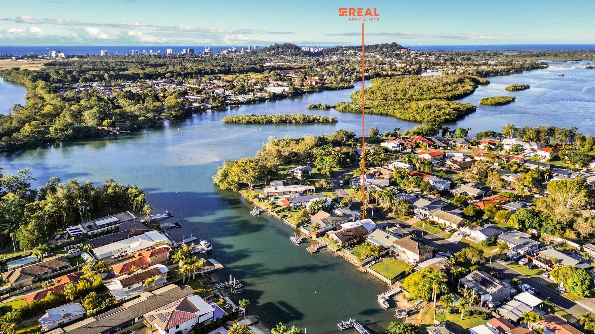 3 bedrooms House in 1/18 Jacaranda Avenue TWEED HEADS WEST NSW, 2485