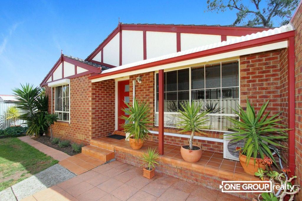 3 bedrooms House in 2/11 Pine Street THOMASTOWN VIC, 3074