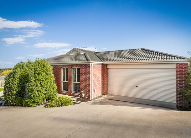 1/8 Mcclenaghan Place, Pakenham VIC 3810