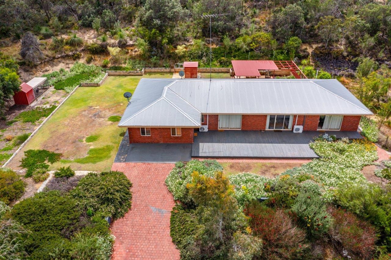 4 bedrooms Rural in 582 Nabaroo Road COWALLA WA, 6503