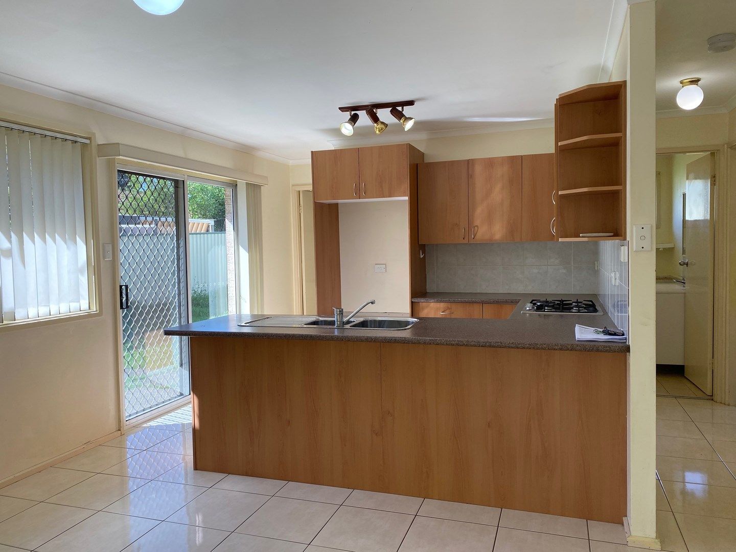 3 bedrooms House in 17 Bellingham Avenue GLENDENNING NSW, 2761