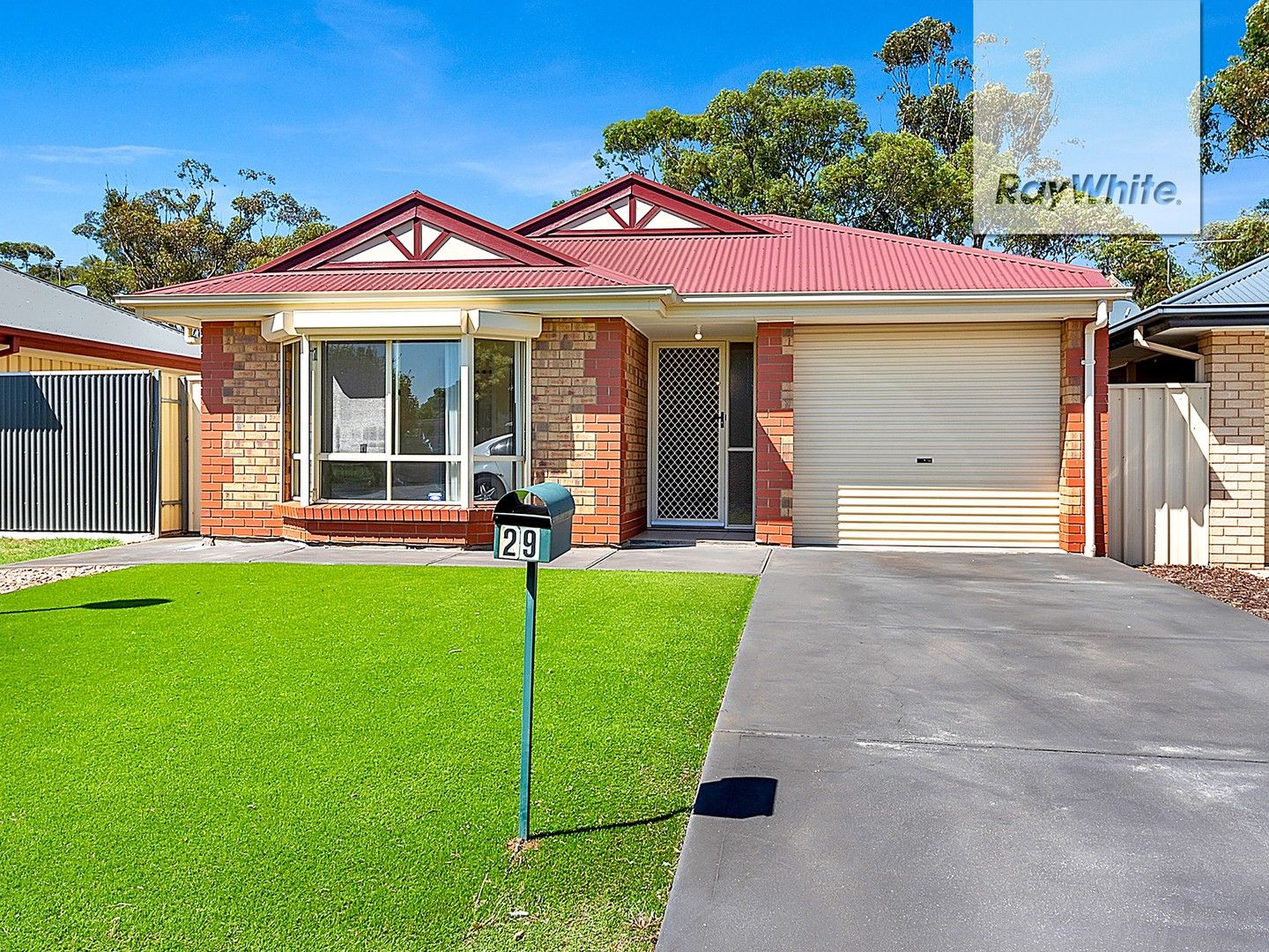 3 bedrooms House in 29 Grace Boulevard SMITHFIELD PLAINS SA, 5114