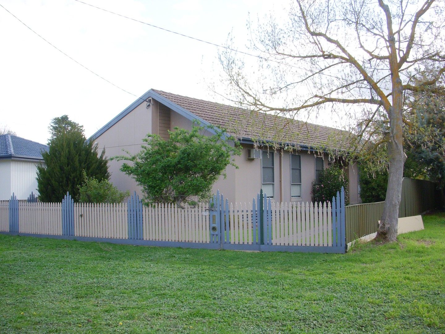 13 Rowe Street, Mansfield VIC 3722, Image 0