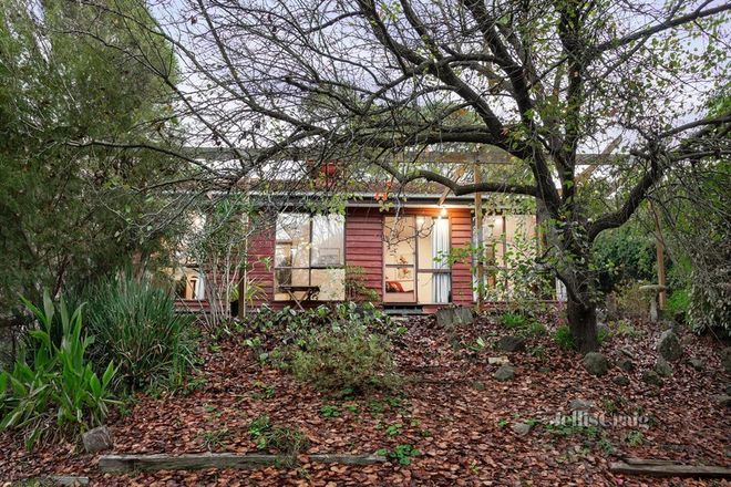 Picture of 37 Bambara Road, HURSTBRIDGE VIC 3099