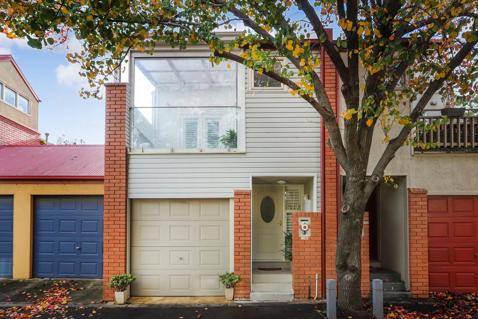 2 bedrooms Townhouse in 6 Hardwick Lane KENSINGTON VIC, 3031