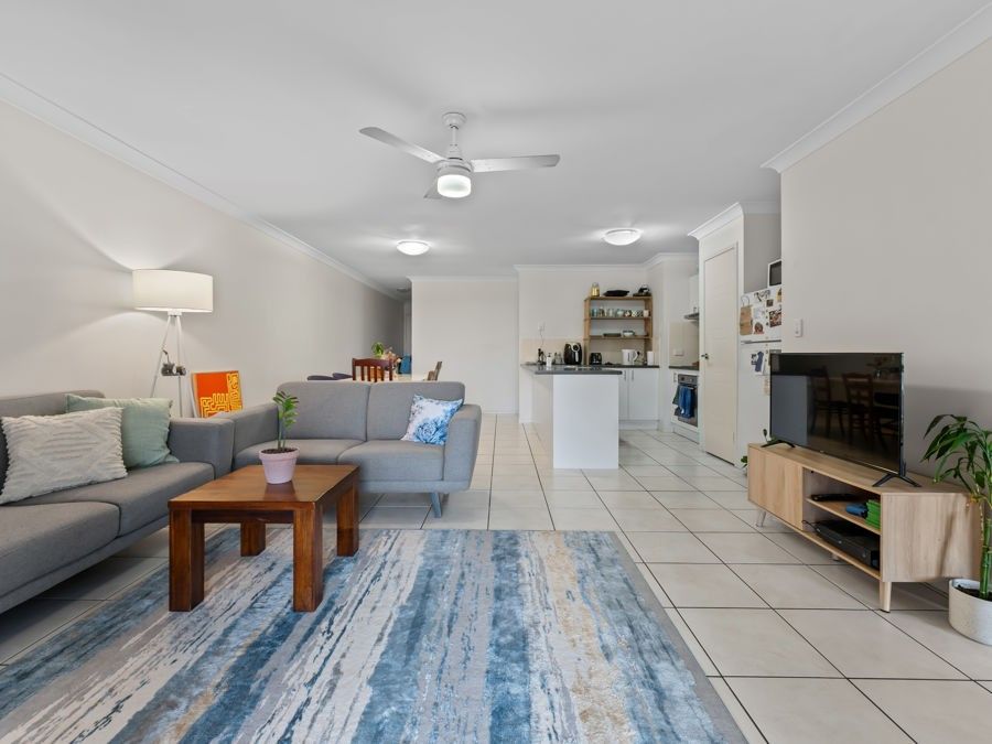 2/15 Ceres Street, Wulkuraka QLD 4305, Image 1