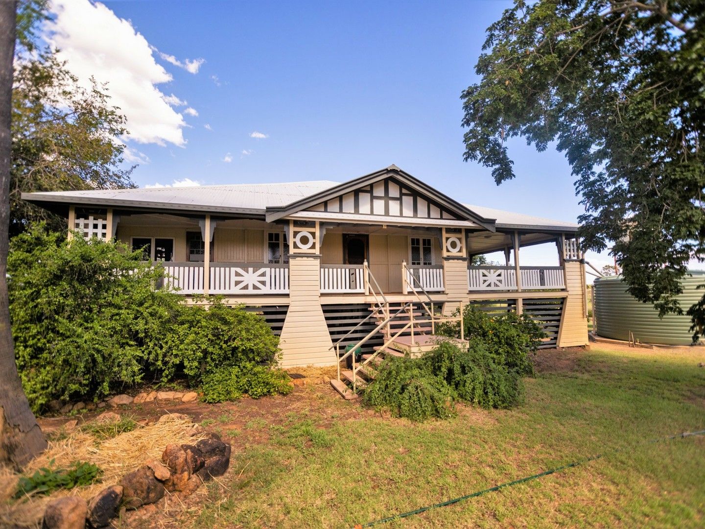 4 bedrooms House in 390 Charlton Bank Road ROMA QLD, 4455