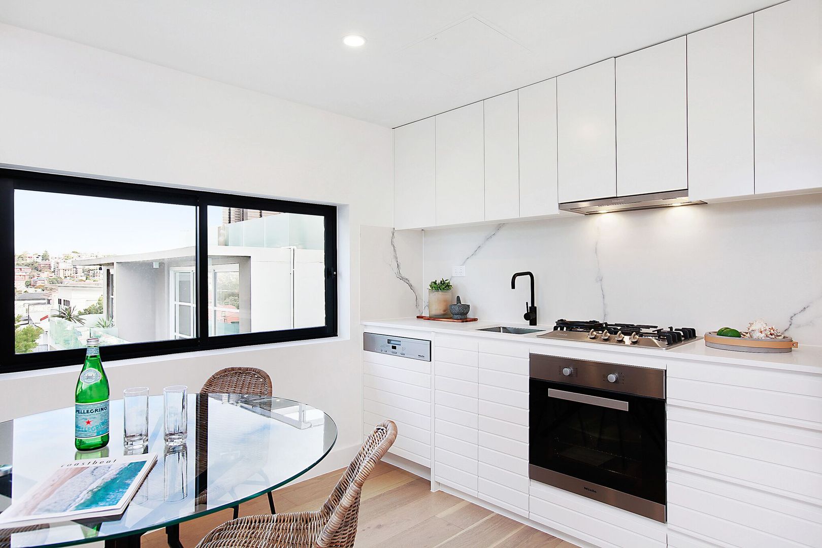 4/137 Carrington Road, Coogee NSW 2034, Image 2