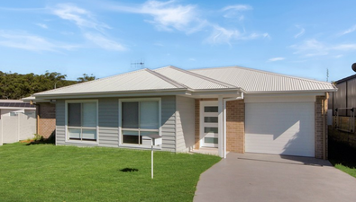 Picture of 83 Scarborough Way, DUNBOGAN NSW 2443