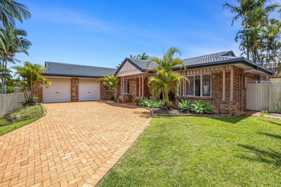 4 bedrooms House in 42 CLEVELAND PLACE STRETTON QLD, 4116