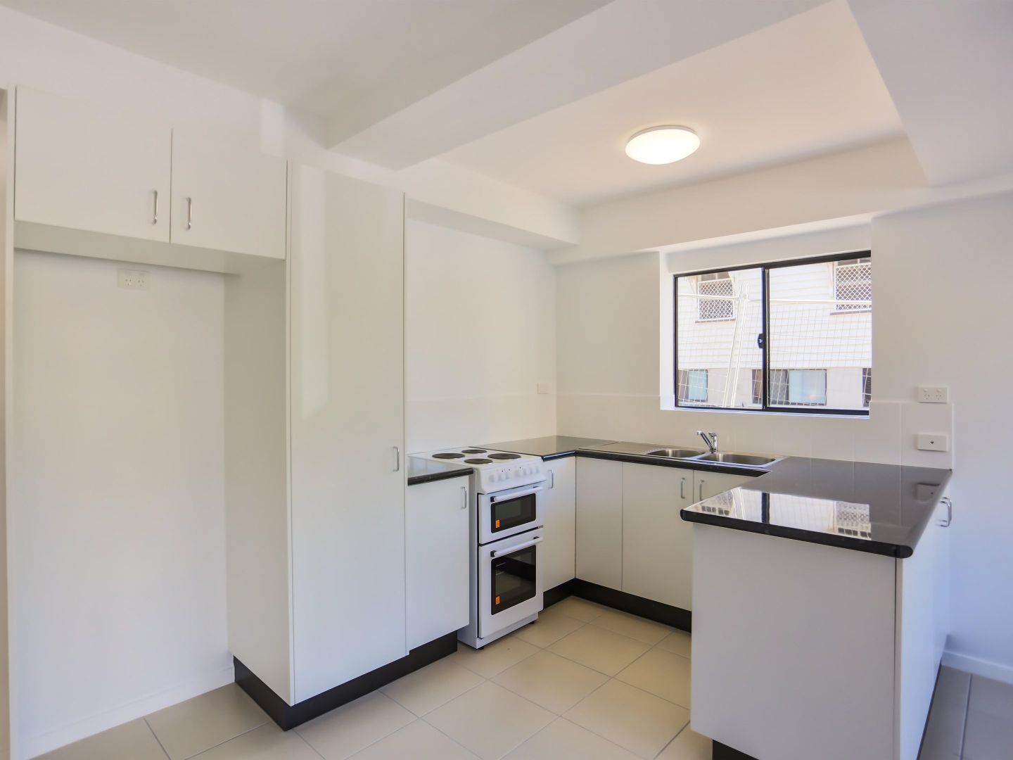 2 bedrooms Apartment / Unit / Flat in 7/15 Munro Street AUCHENFLOWER QLD, 4066