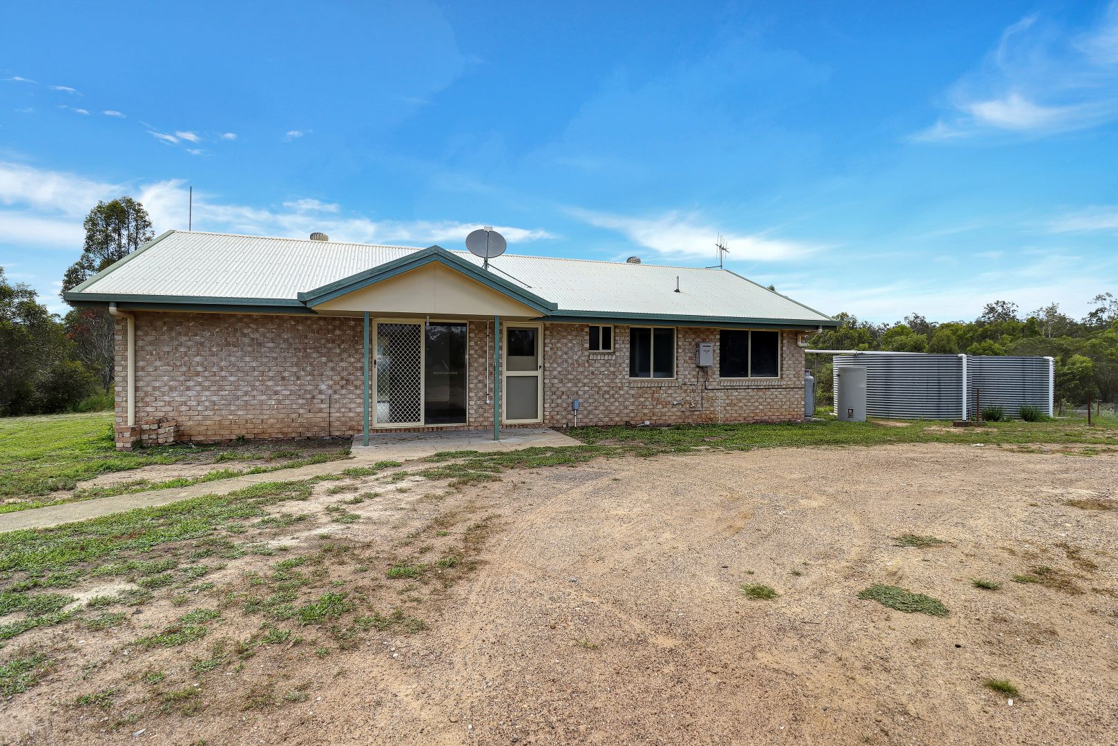 853 Rainbows Road, Kullogum QLD 4660, Image 2