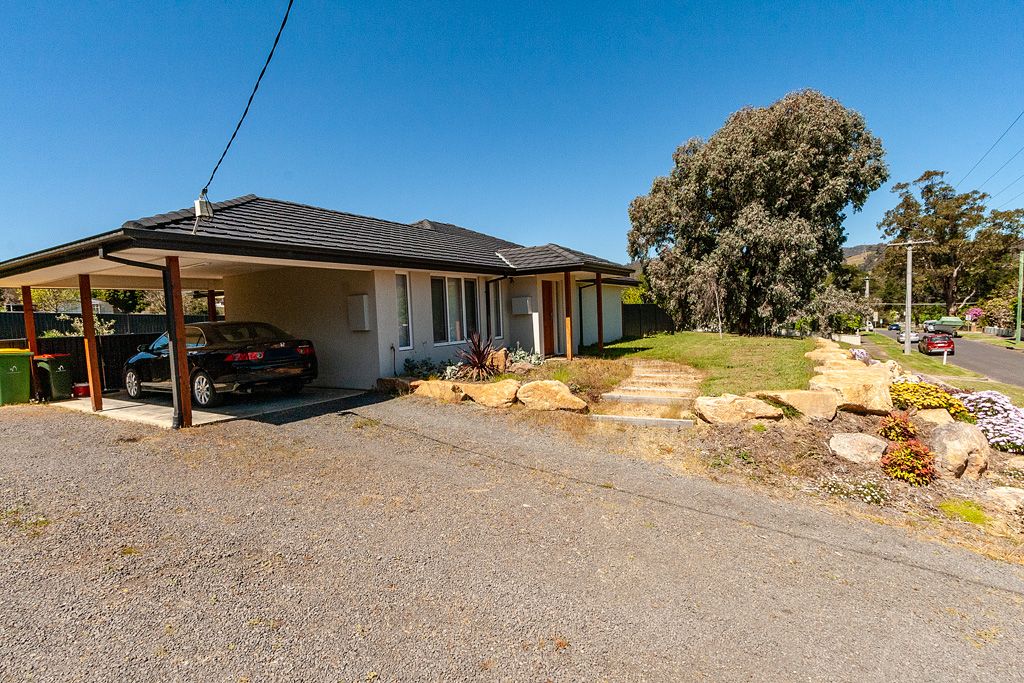 12 Eighth Street, Eildon VIC 3713, Image 0