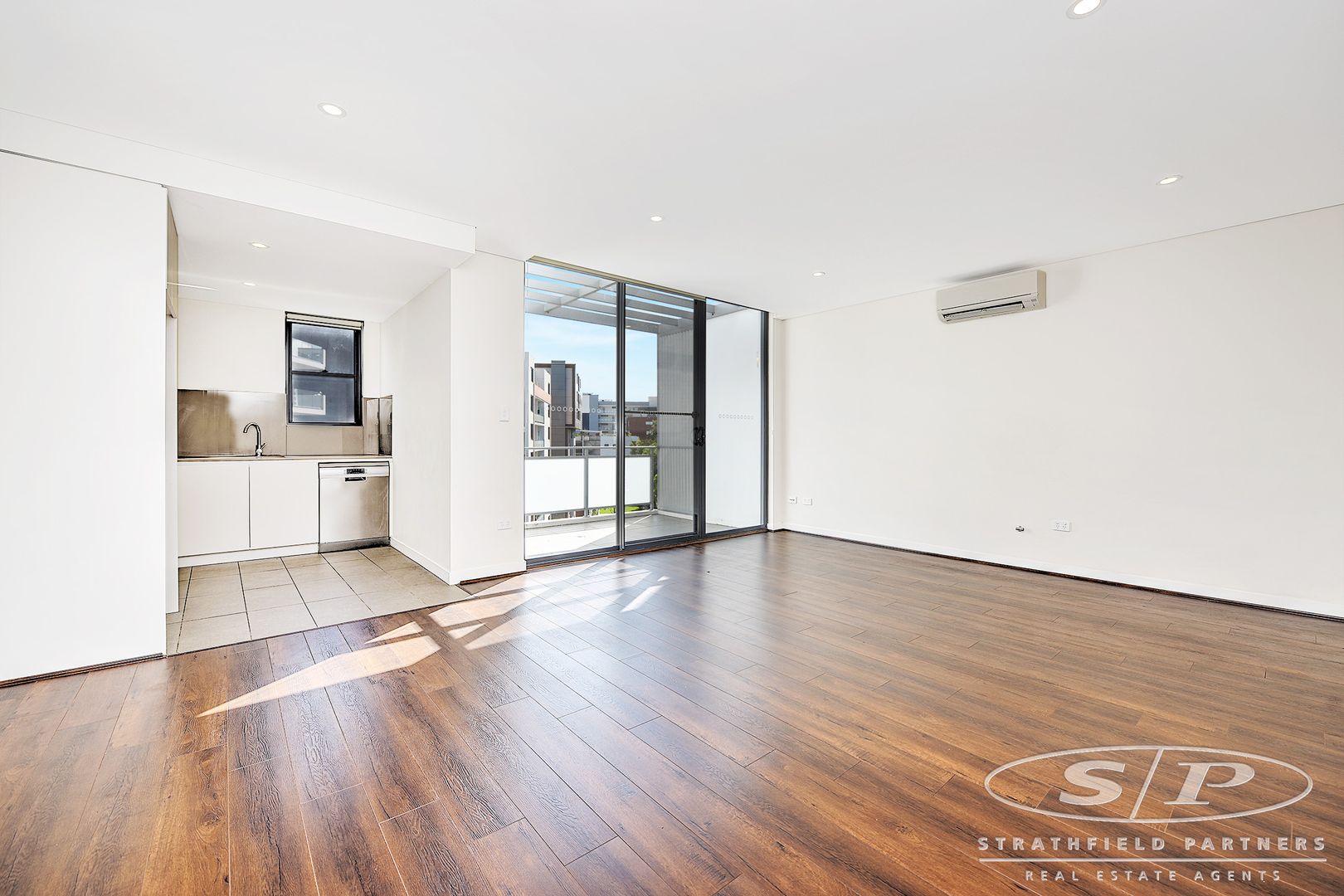 32 51 53 Loftus Crescent Homebush Nsw 2140 Apartment For Rent 400 Domain