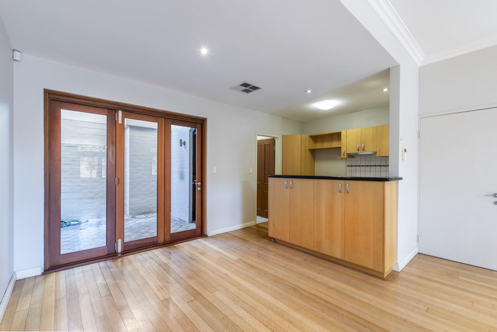 104 Denis Street, Subiaco WA 6008, Image 2