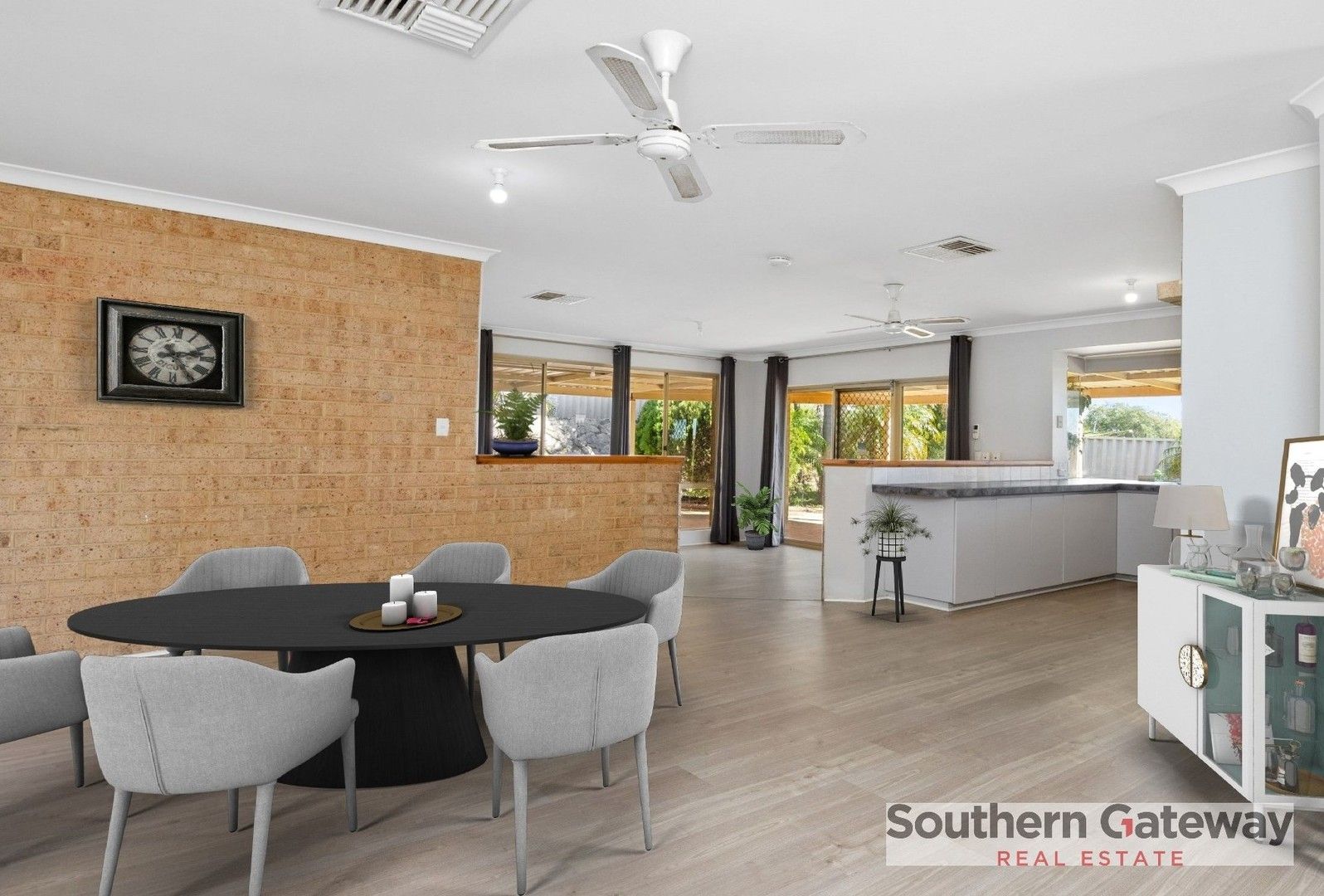 4 bedrooms House in 6 Chipper View PARMELIA WA, 6167