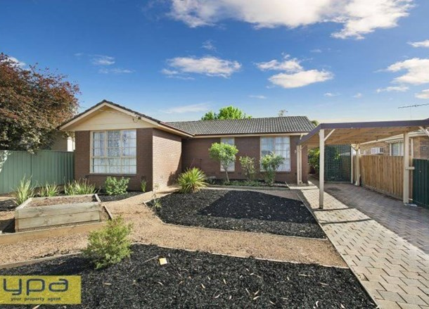 32 Marjorie Avenue, Sunbury VIC 3429