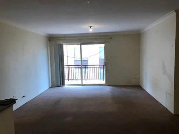 Additional image 3 of 5/76-78 Queens Road, Hurstville NSW 2220