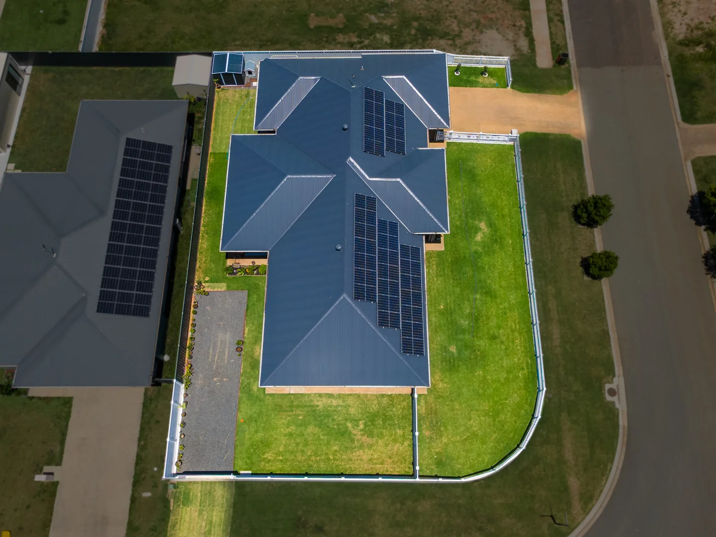 Additional image 6 of 1 RANNOCH STREET, Ashfield QLD 4670