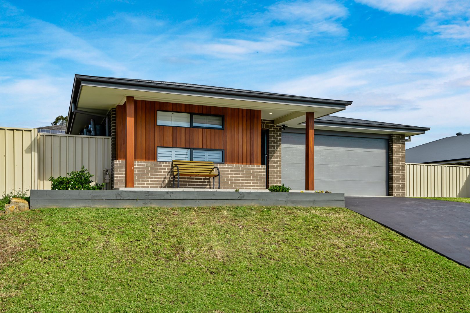 56 Jindalee Crescent Nowra Nsw 2541 Domain