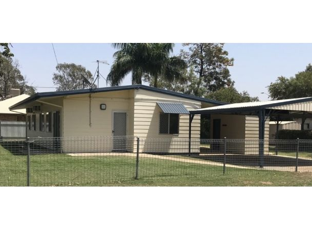 4 Saffola Place, Emerald QLD 4720