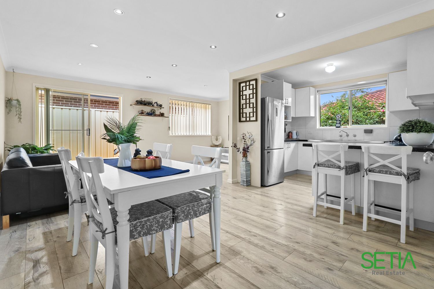 8 Ambrose Street, Glendenning NSW 2761 House For Rent 680 Domain