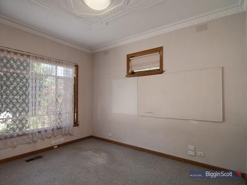 386 Buckley Street, ESSENDON WEST VIC 3040, Image 2