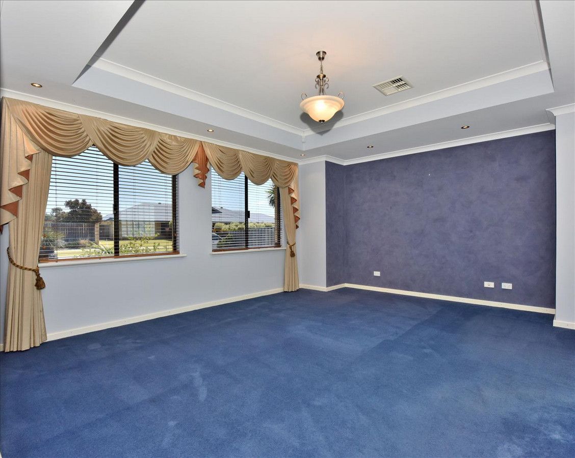 3 Horseshoe Circuit, Henley Brook WA 6055, Image 2