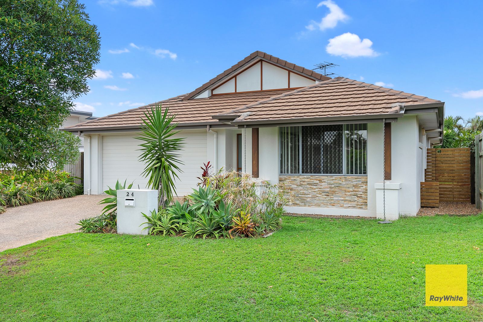 24 Parklane Road, Victoria Point QLD 4165, Image 1