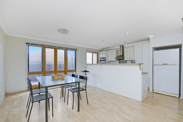 11/24-28 Fisher Street, West Wollongong NSW 2500, Image 2