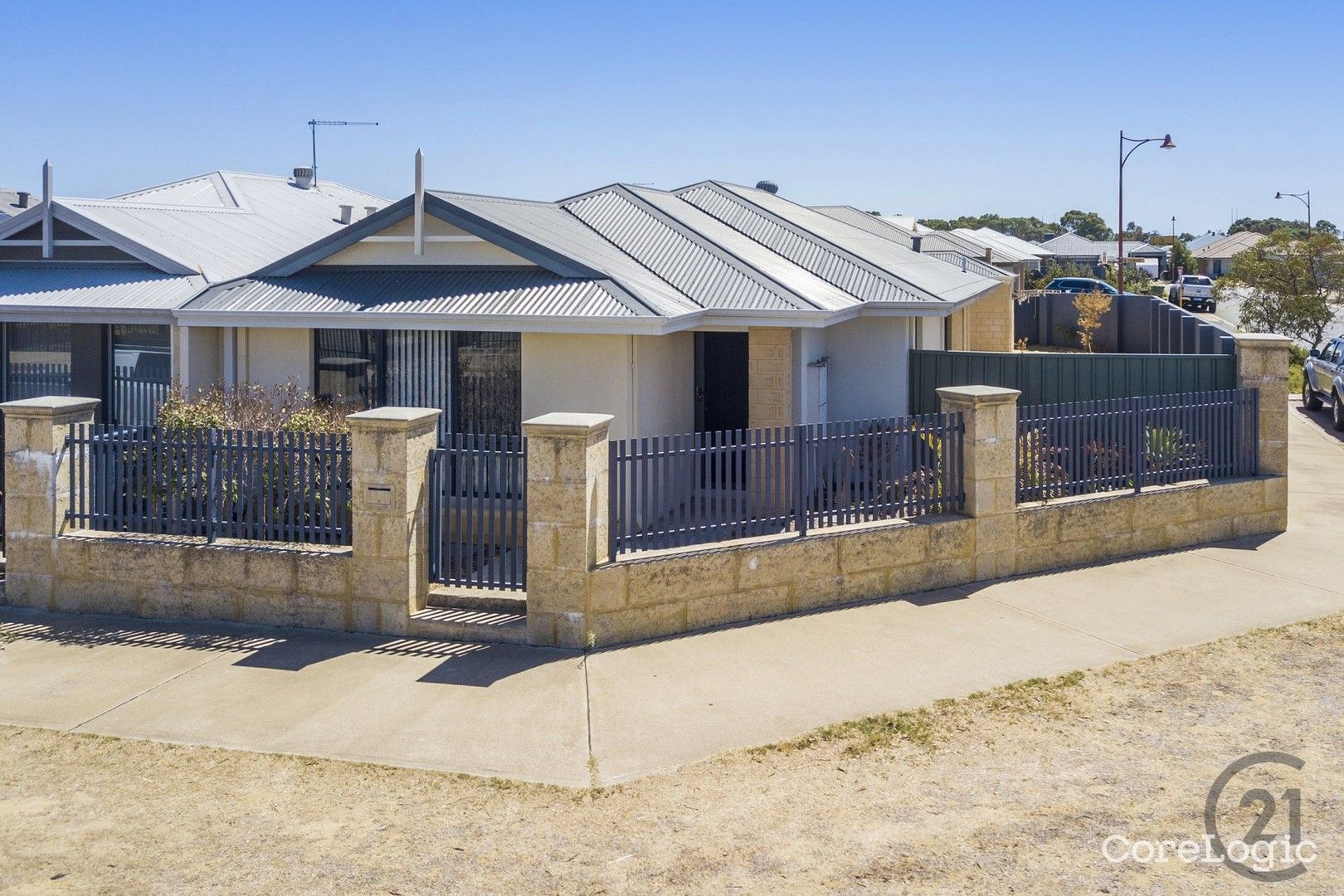 3 bedrooms House in 31 Pleasantview Parade BALDIVIS WA, 6171