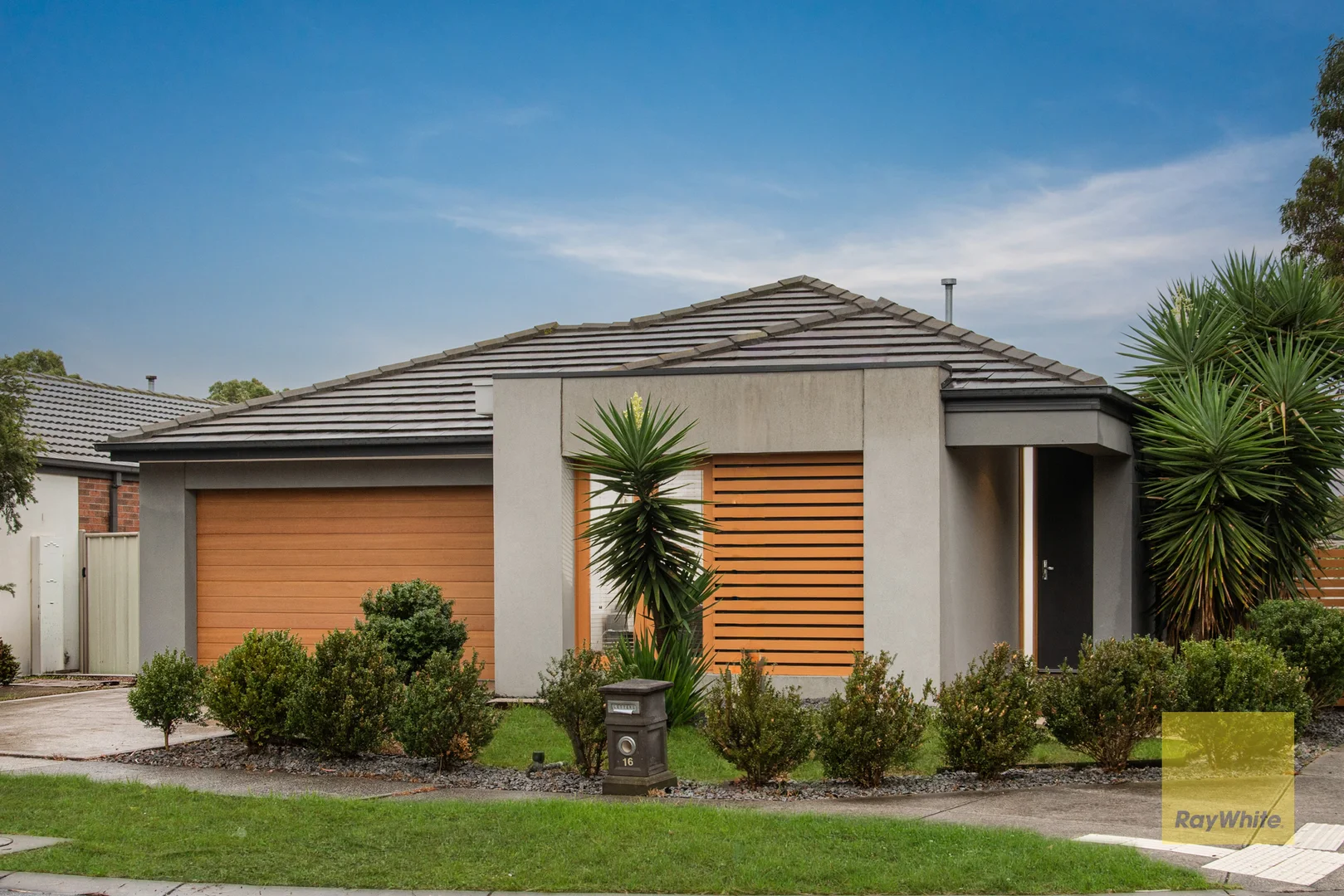 Additional image 2 of 16 Locksley Drive, Truganina VIC 3029