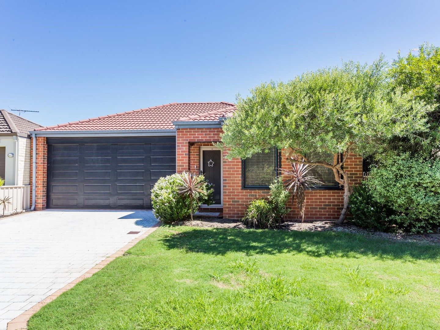 12b Coojong Link, Success WA 6164, Image 0