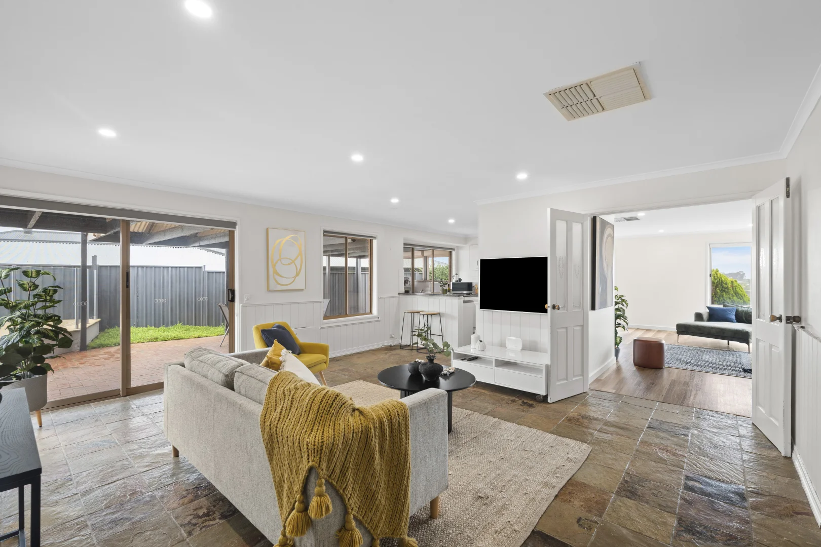 Additional image 10 of 28 Antonia Circuit, Hallett Cove SA 5158