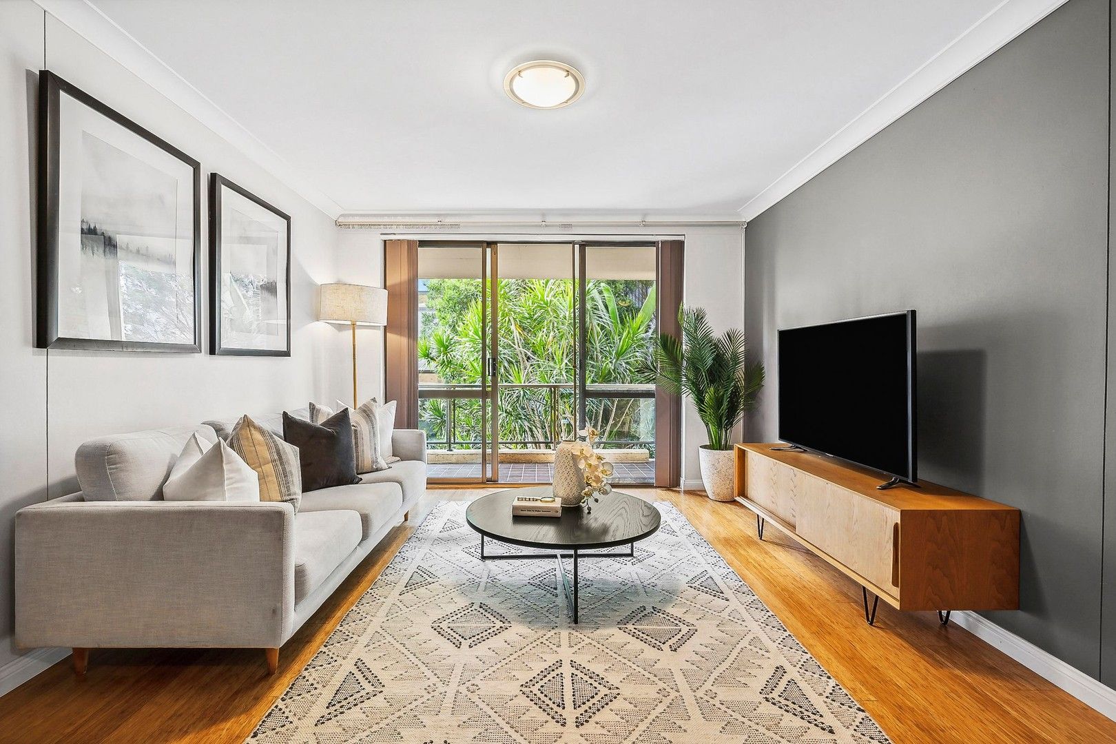 2 bedrooms Apartment / Unit / Flat in 25/47 Gerard Street CREMORNE NSW, 2090