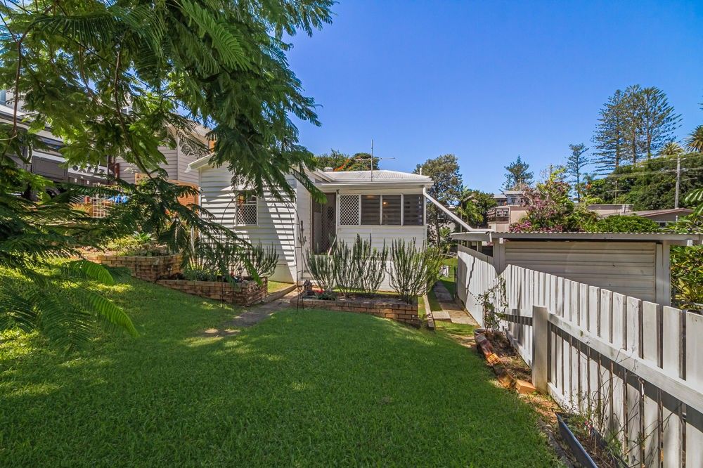 72 Garrick Street, Coolangatta Property History & Address Research