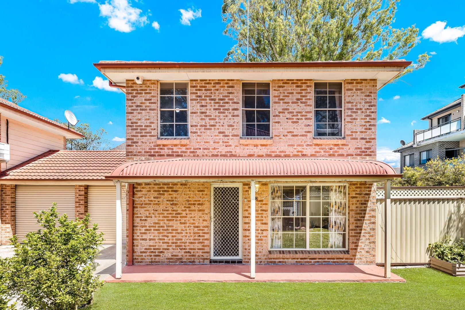 2 bedrooms Townhouse in 8/49 Victoria Street WERRINGTON NSW, 2747